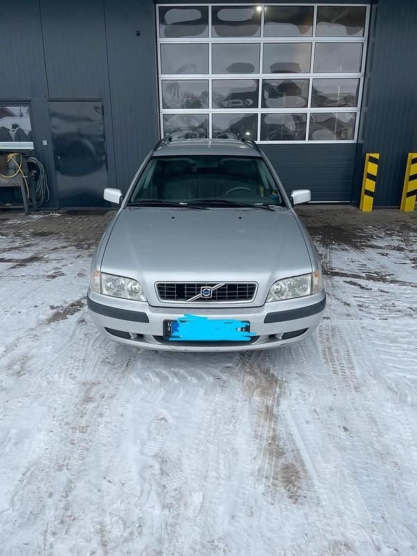 Gebraucht Volvo V40 101 PS (74 kW) 2003 Grau Kombi