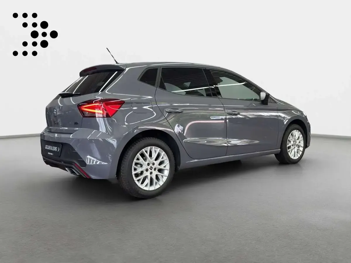 Neu Seat Ibiza FR 116 PS (85 kW) 2026 Oniric grau metallic Kleinwagen