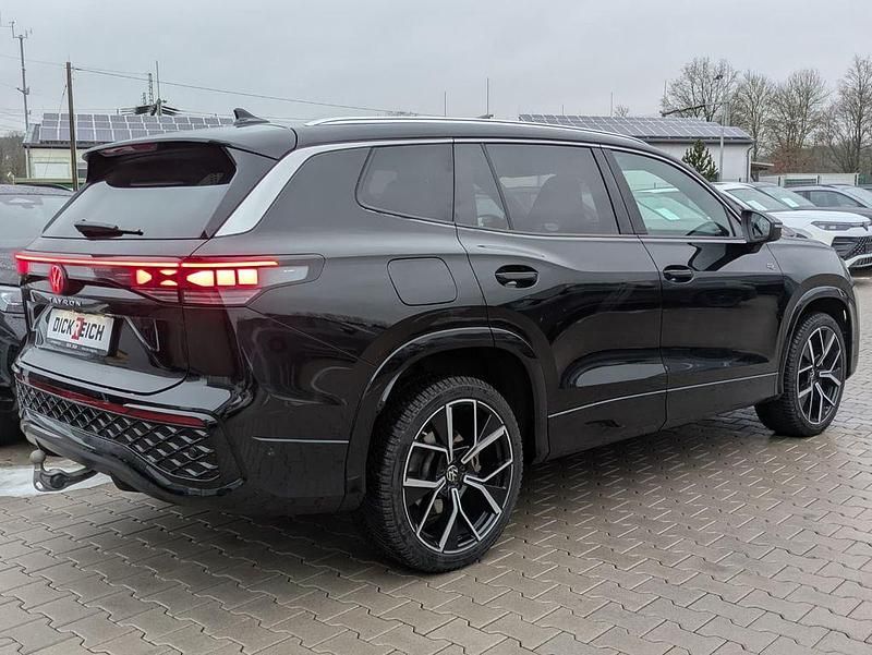 Gebraucht VW Tayron R-line 193 PS (141 kW) 2025 Schwarz SUV