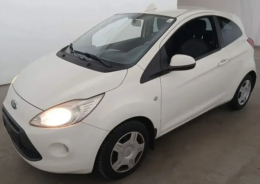 Gebraucht Ford Ka Titanium 69 PS (50 kW) 2010 Weiss Kleinwagen
