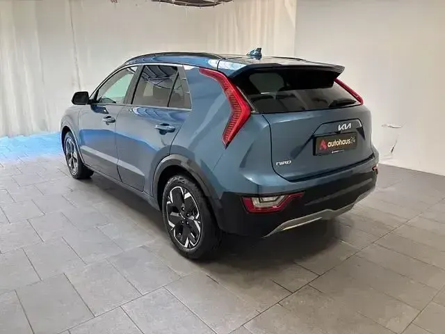 Gebraucht Kia e-Niro Inspiration 150 kW (204 PS) 2024 Blau SUV