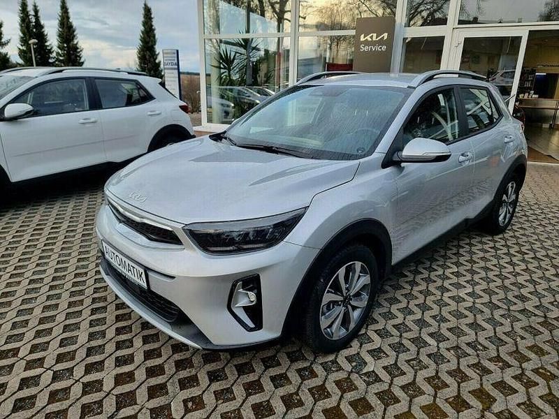 Gebraucht Kia Stonic 2024 Silber SUV