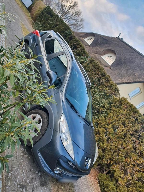 Gebraucht Peugeot 207 90 PS (66 kW) 2008 Grau Kombi