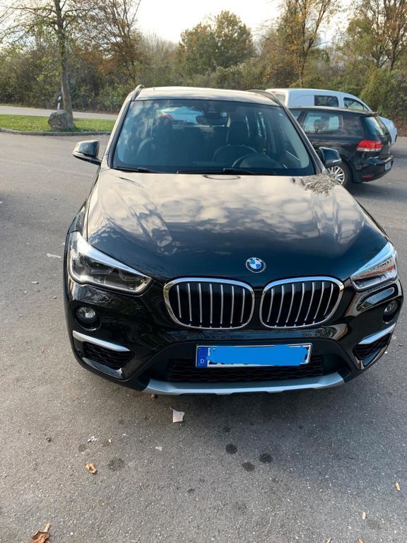 Schwarz Gebraucht 2018 BMW X1 xLine SUV | 19.500 € (Fairer Preis) - Bild 1/4
