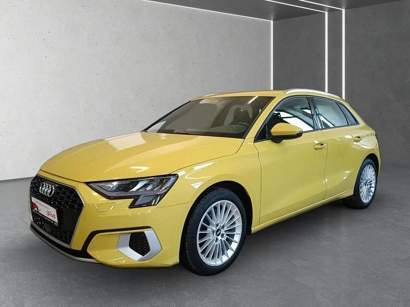 Gebraucht Audi A3 Advanced Plus 110 PS (80 kW) 2021 Gelb Limousine
