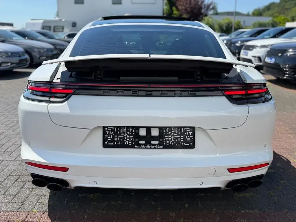 Gebraucht Porsche Panamera GTS Chrono 460 PS (338 kW) 2020 Weiß Kleinwagen