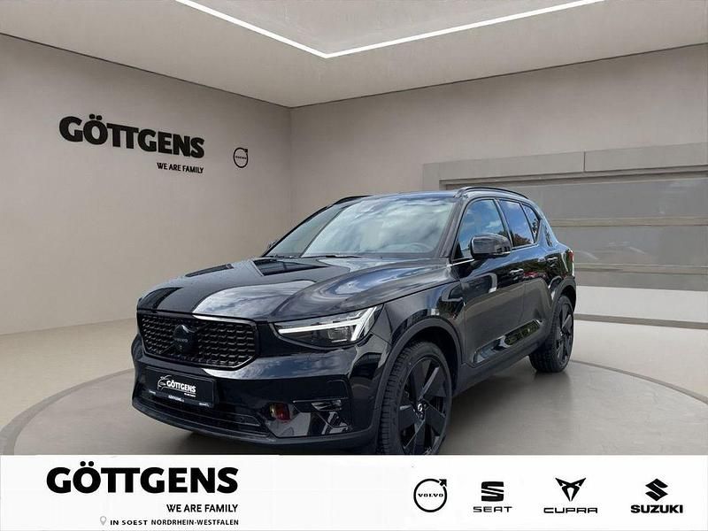 Schwarz Gebraucht 2025 Volvo XC40 Business Edition SUV | 36.890 € (Fairer Preis) - Bild 1/4