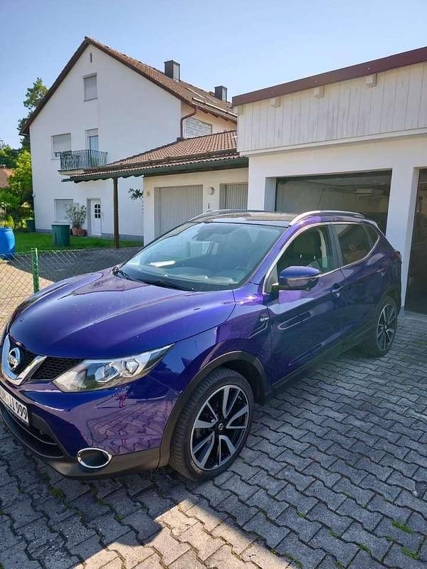 Gebraucht 2013 Nissan Qashqai Tekna SUV | 10.900 € (Teuer) - Bild 1/4