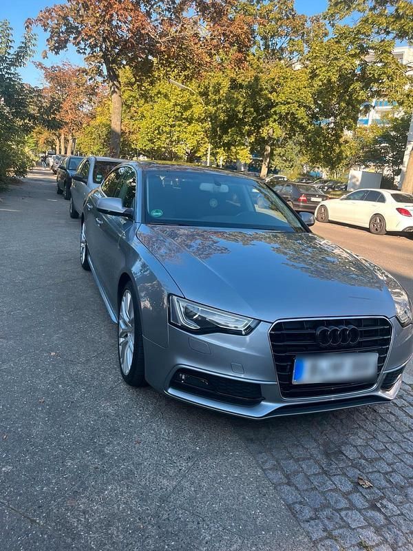 Grau Gebraucht 2015 Audi A5 Sportback Advanced Coupé | 13.900 € (Guter Preis) - Bild 1/4