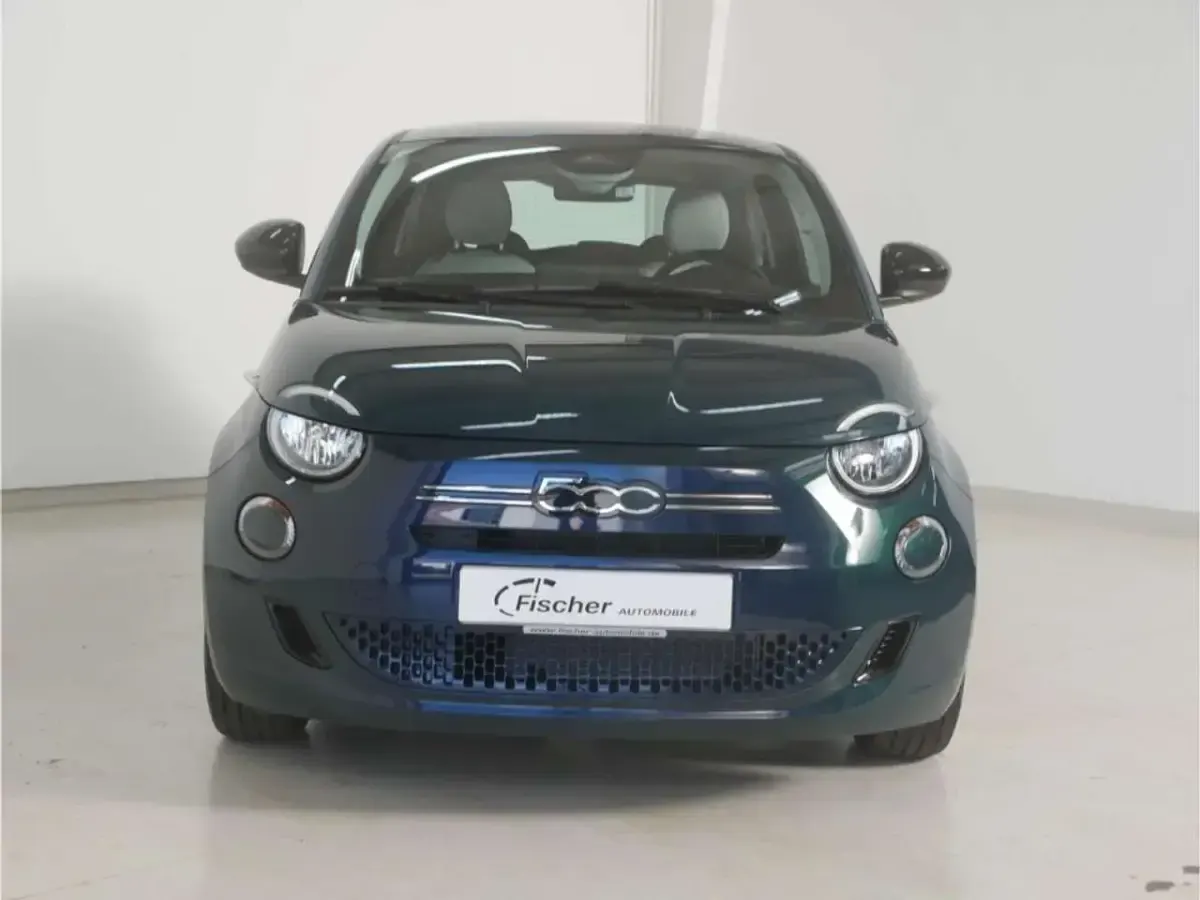Neu Fiat 500 Icon 65 PS (47 kW) 2026 Gruen Limousine