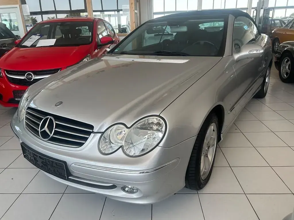 Gebraucht Mercedes CLK200 163 PS (119 kW) 2003 Silber Cabrio