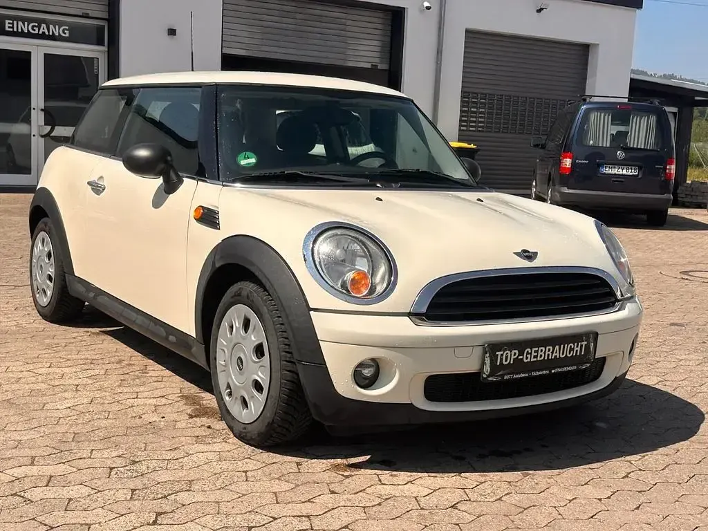 Gebraucht Mini ONE 75 PS (55 kW) 2010 Weiß Kleinwagen