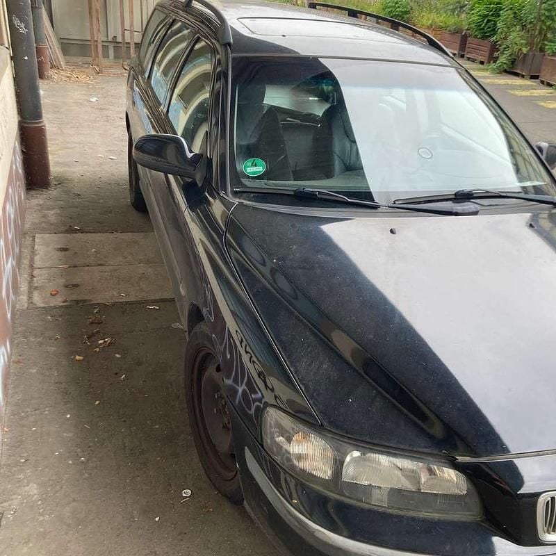 Gebraucht Volvo V70 140 PS (102 kW) 2002 Schwarz Kombi