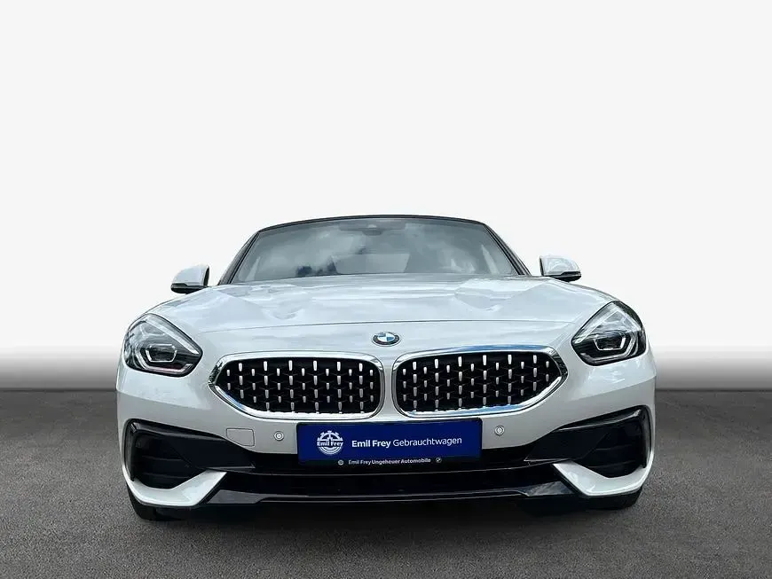 Gebraucht BMW Z4 Sport Line 197 PS (144 kW) 2020 Mineralweiss metallic Cabrio