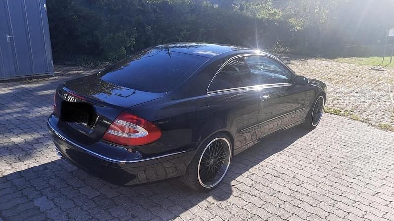 Gebraucht Mercedes CLK500 306 PS (225 kW) 2002 Schwarz Coupé