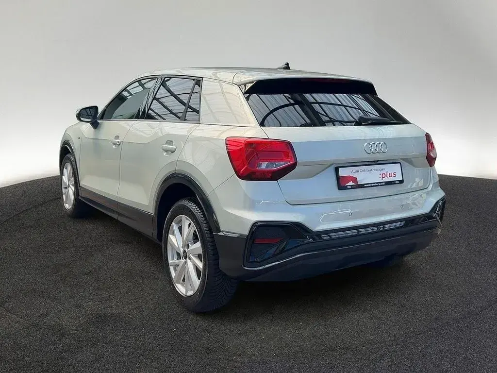 Gebraucht Audi Q2 S-Line 150 PS (110 kW) 2025 Tausilber metallic SUV