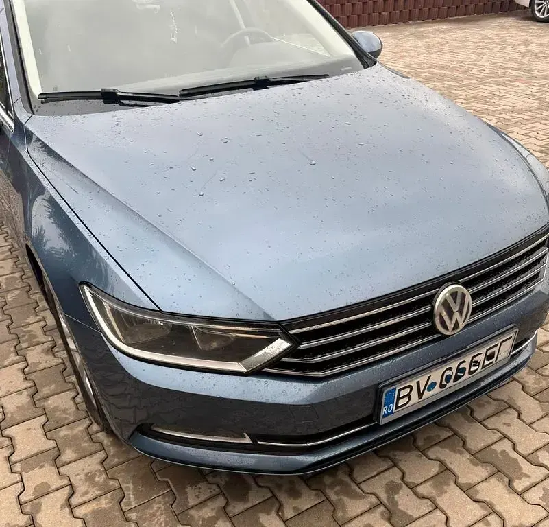 Gebraucht VW Passat Comfortline 150 PS (110 kW) 2015 Blau Limousine