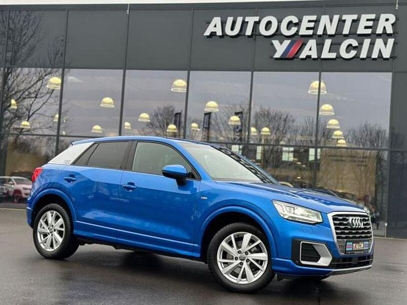Blau Gebraucht 2017 Audi Q2 Sport SUV | 22.890 € (Etwas zu teuer) - Bild 1/4