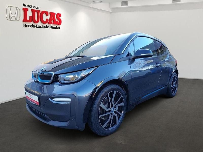 Grau Gebraucht 2021 BMW i3 Sport Line Kleinwagen | 17.980 € (Superpreis) - Bild 1/4