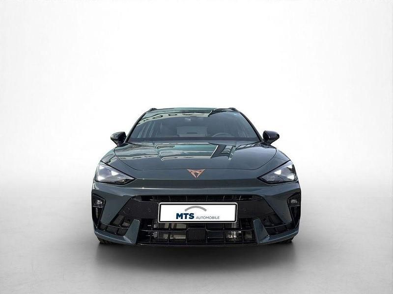 Neu Cupra Leon 150 PS (110 kW) 2026 Blau Limousine