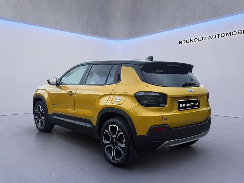 Gebraucht Jeep Avenger EV 114 kW (156 PS) 2023 Gelb SUV