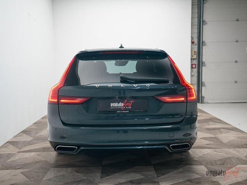 Gebraucht Volvo V90 R-Design 303 PS (222 kW) 2019 Grau Kombi