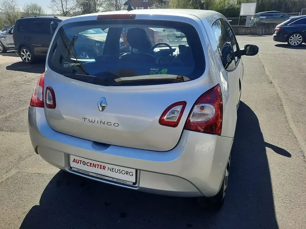 Second-hand Renault Twingo Expression 75 CP (55 kW) 2014 Argintiu Hatchback