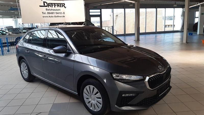 Gebraucht Skoda Scala 150 PS (110 kW) 2025 Grau Kleinwagen