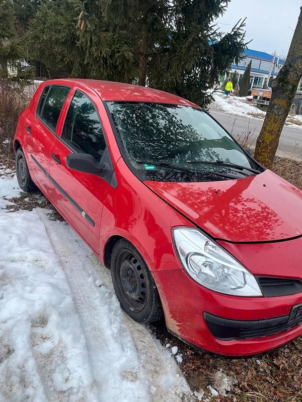 Gebraucht Renault Clio II 75 PS (55 kW) 2007 Rot Kleinwagen