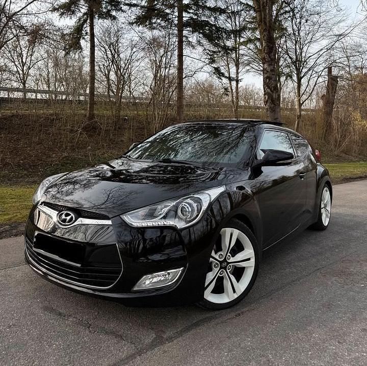 Gebraucht Hyundai Veloster 140 PS (102 kW) 2011 Schwarz Kleinwagen