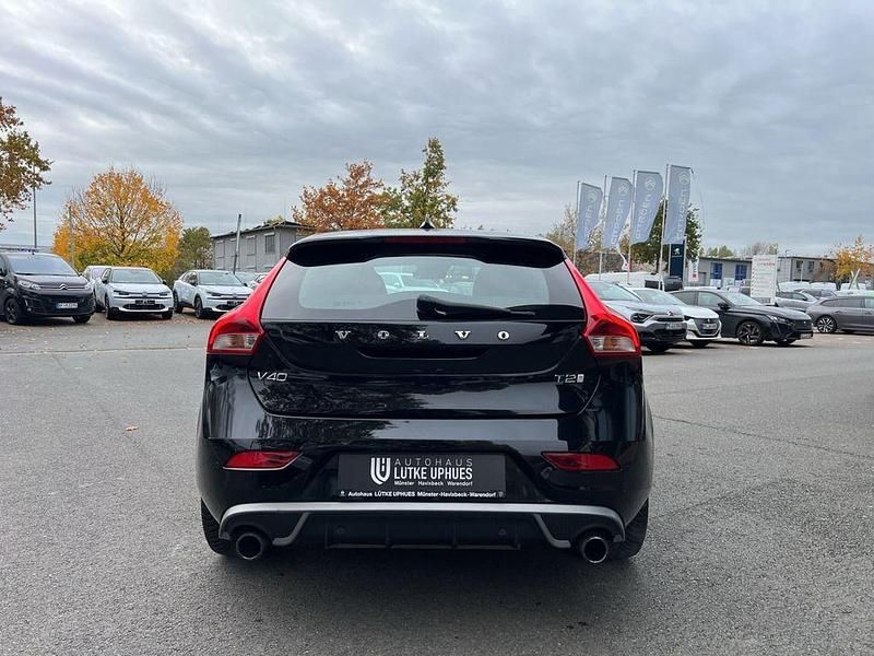 Gebraucht Volvo V40 R-Design 116 PS (85 kW) 2017 Schwarz Limousine
