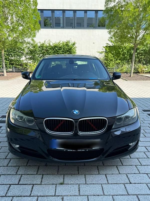 Schwarz Gebraucht 2008 BMW 320 Limousine | 5.500 € (Fairer Preis) - Bild 1/4