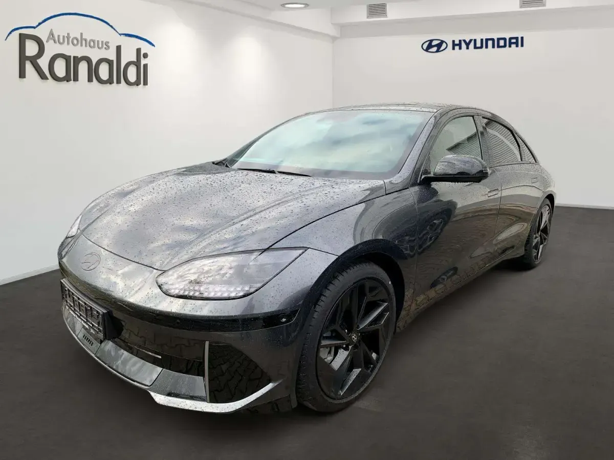 Second-hand Hyundai Ioniq 6 Edition+ 239 kW (325 CP) 2024 Berlinǎ