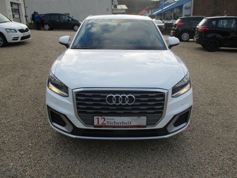 Gebraucht Audi Q2 Sport 150 PS (110 kW) 2017 Weiß SUV