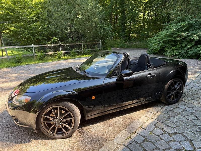 Schwarz Gebraucht 2006 Mazda MX5 Cabrio | 6.000 € (Fairer Preis) - Bild 1/4