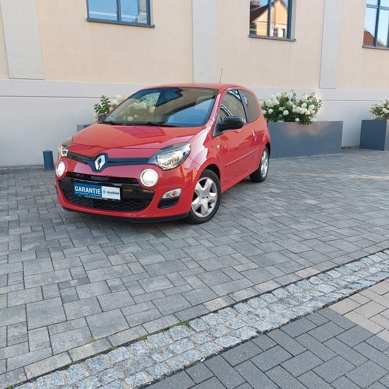 Rot Gebraucht 2014 Renault Twingo Dynamique Kleinwagen | 5.750 € (Teuer) - Bild 1/4