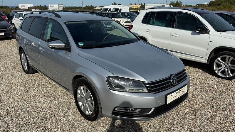 Gebraucht VW Passat Trendline 122 PS (89 kW) 2012 Silber Kombi