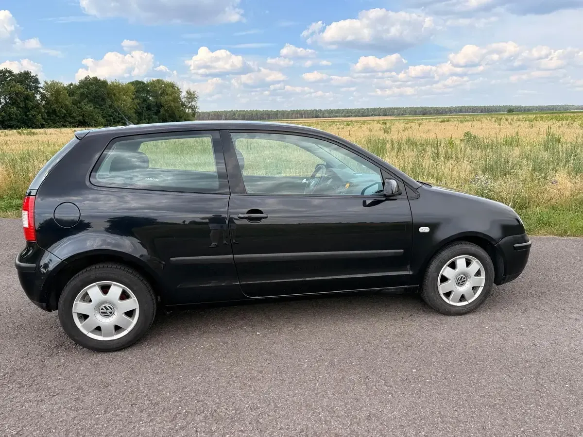 Gebraucht VW Polo 64 PS (47 kW) 2004 Schwarz Kleinwagen