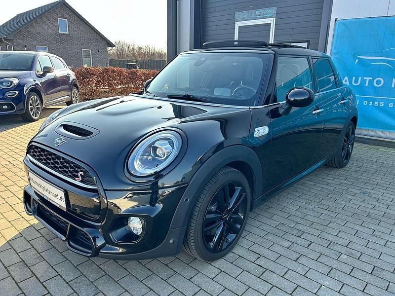 Gebraucht Mini John Cooper Works 192 PS (141 kW) 2018 Schwarz Kleinwagen