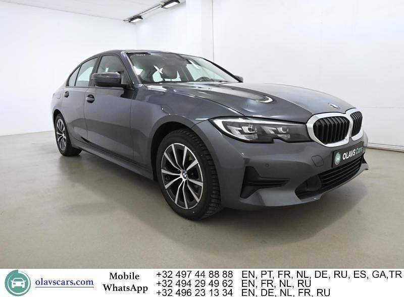 Grau Gebraucht 2021 BMW 316 Limousine | 19.300 € (Fairer Preis) - Bild 1/4