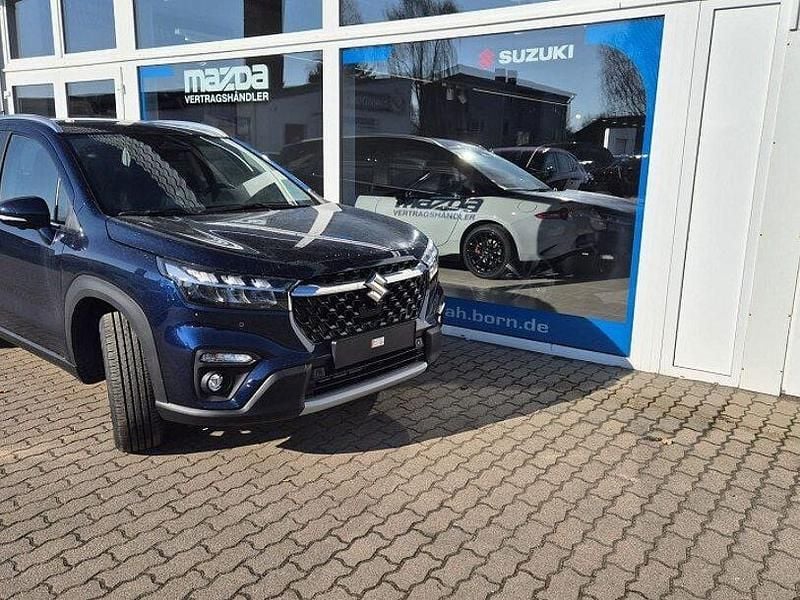 Neu Suzuki SX4 S-Cross Comfort+ 102 PS (75 kW) 2025 Blau SUV
