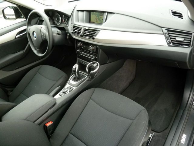 Gebraucht BMW X1 Shadowline 184 PS (135 kW) 2014 Schwarz metallic SUV