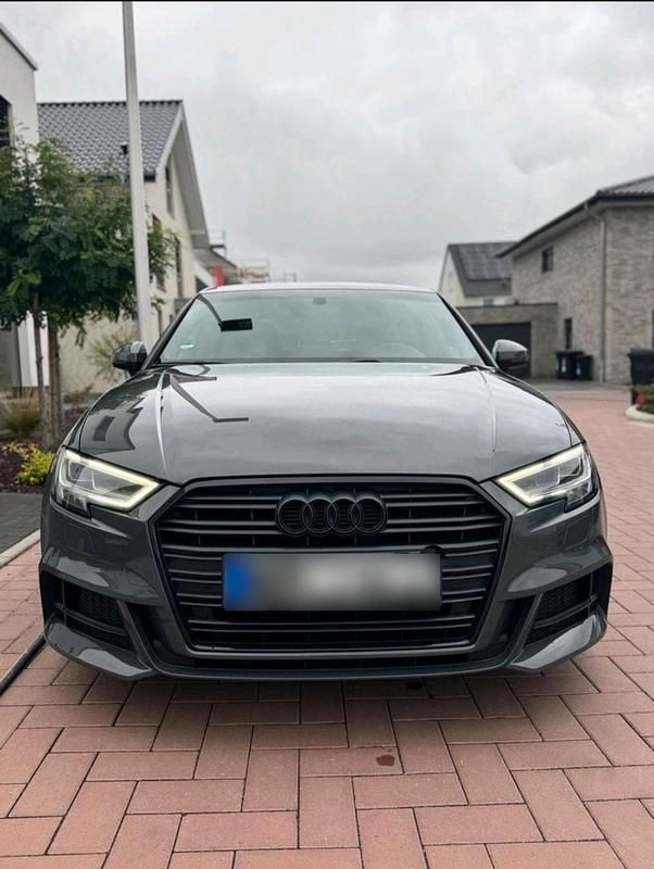 Gebraucht Audi A3 S-Line 150 PS (110 kW) 2018 Grau Limousine