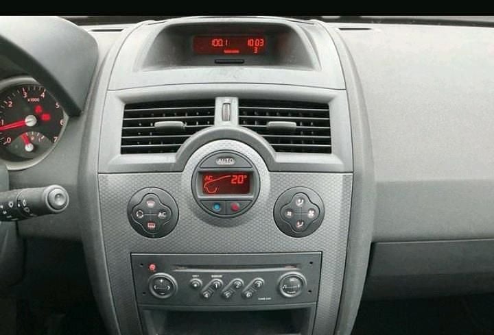 Gebraucht Renault Mégane II Privilege 113 PS (83 kW) 2004 Schwarz Limousine