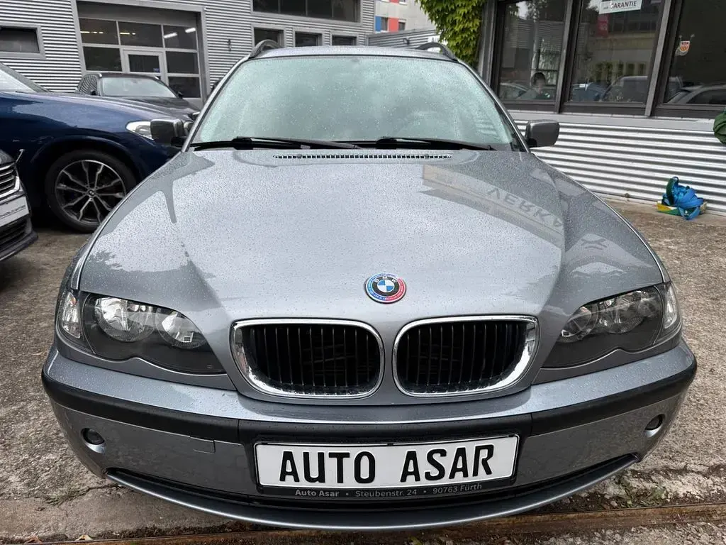 Gebraucht BMW 316 116 PS (85 kW) 2005 Grau Kombi