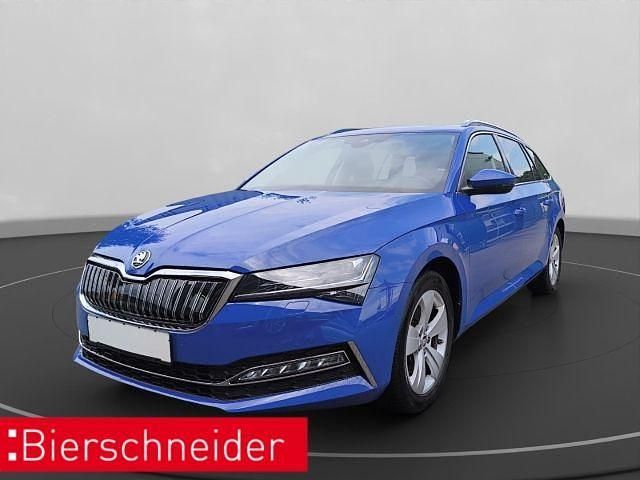 Blau Gebraucht 2022 Skoda Superb Kombi | 29.450 € (Fairer Preis) - Bild 1/3
