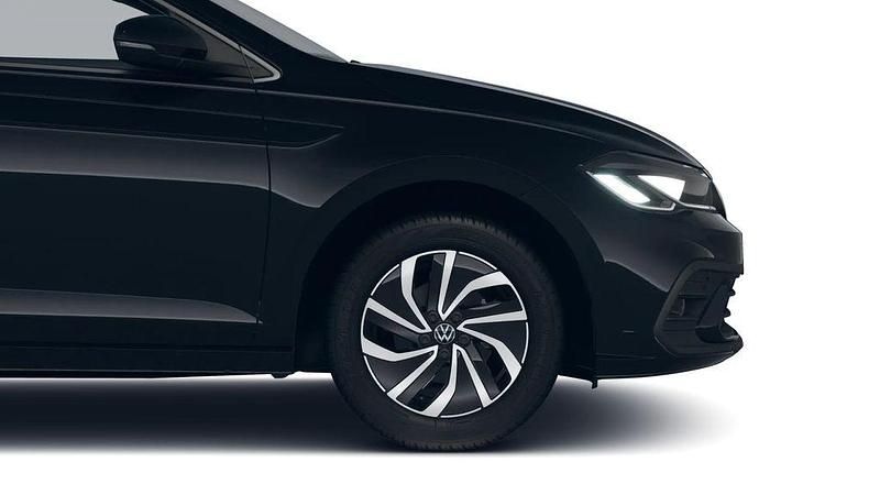 Gebraucht VW Polo Life 95 PS (69 kW) 2025 Deep black perleffekt (metallic) Kleinwagen