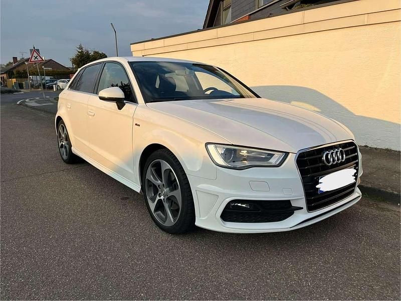 Gebraucht Audi A3 S-Line 125 PS (91 kW) 2016 Ibisweiß Kleinwagen
