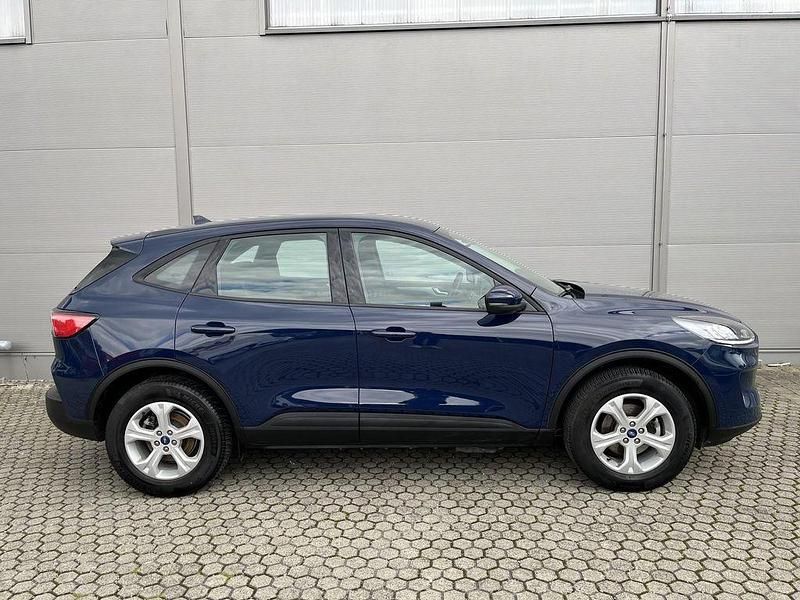 Gebraucht Ford Kuga Cool & Connect 224 PS (164 kW) 2022 Blau SUV