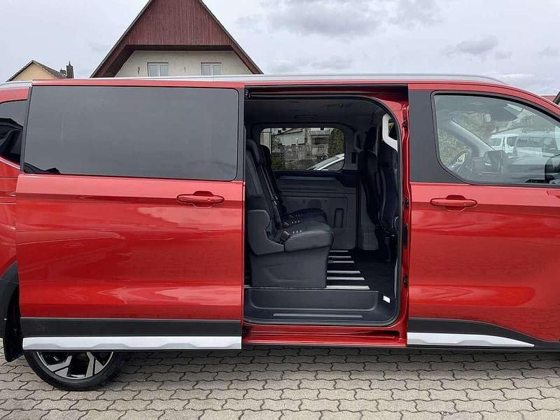 Neu Ford Tourneo Active 170 PS (125 kW) 2025 Artisan red metallic Van / Kleinbus